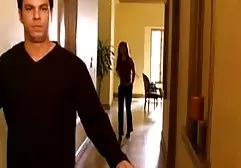 Blondie mit Zöpfen kniet und reife frauen sexfilme saugt