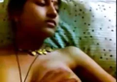 Schönheit in Dessous liebt sinnliche Liebkosungen kostenlose geile sex filme