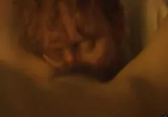 Die süße Brünette geile gratis pornofilme Kate weiß, wie man mit ihrem Körper arbeitet