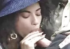 Schöne sexy geile gratis sexfilme Brünette liebt Süßigkeiten und fickt mit einem Mann