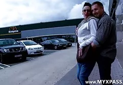 Heather masturbiert im Hinterhof pornofilme tante