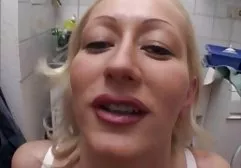 Sexy holländische sexfilme Brünette genießt mehr Schwänze als einer