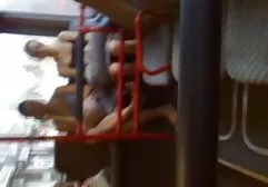 Wie man sich am kostenlose pornos geile frauen Strand trifft und eine Blondine in alle Löcher fickt