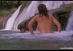 Voyeur spioniert geile filme kostenlos mit versteckter Kamera aus