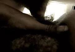 MILF lutscht professionell einen sexfilm stiefel schwarzen Schwanz