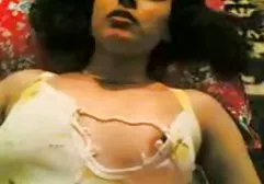 Japaner super sexfilme mit rasierter Möse spritzt beim Frauenarzt im Büro