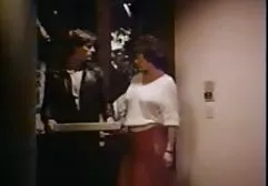 Schneiden sexfilme für ältere einer Samenzelleneruption auf einem Mädchengesicht